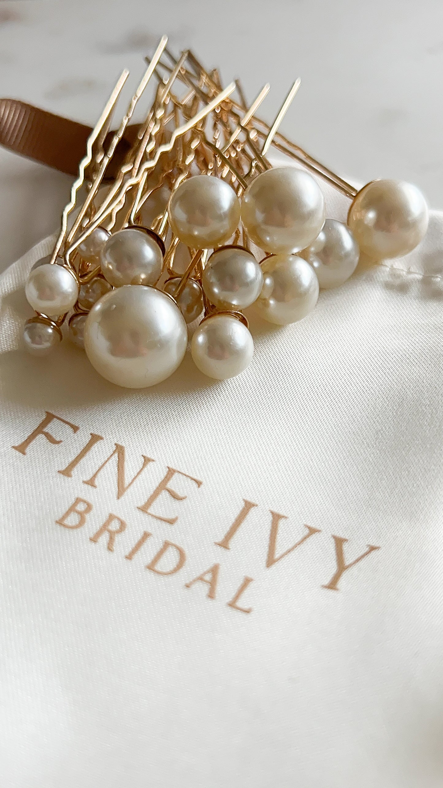 Ivy Pearl Hair Pins - Gold