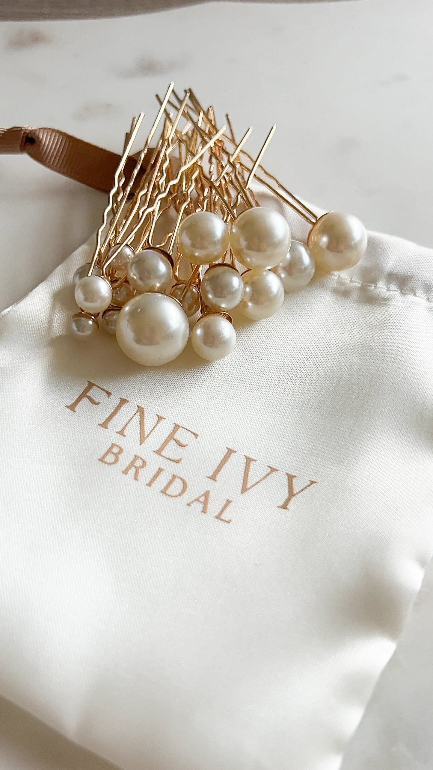 Ivy Pearl Hair Pins - Gold