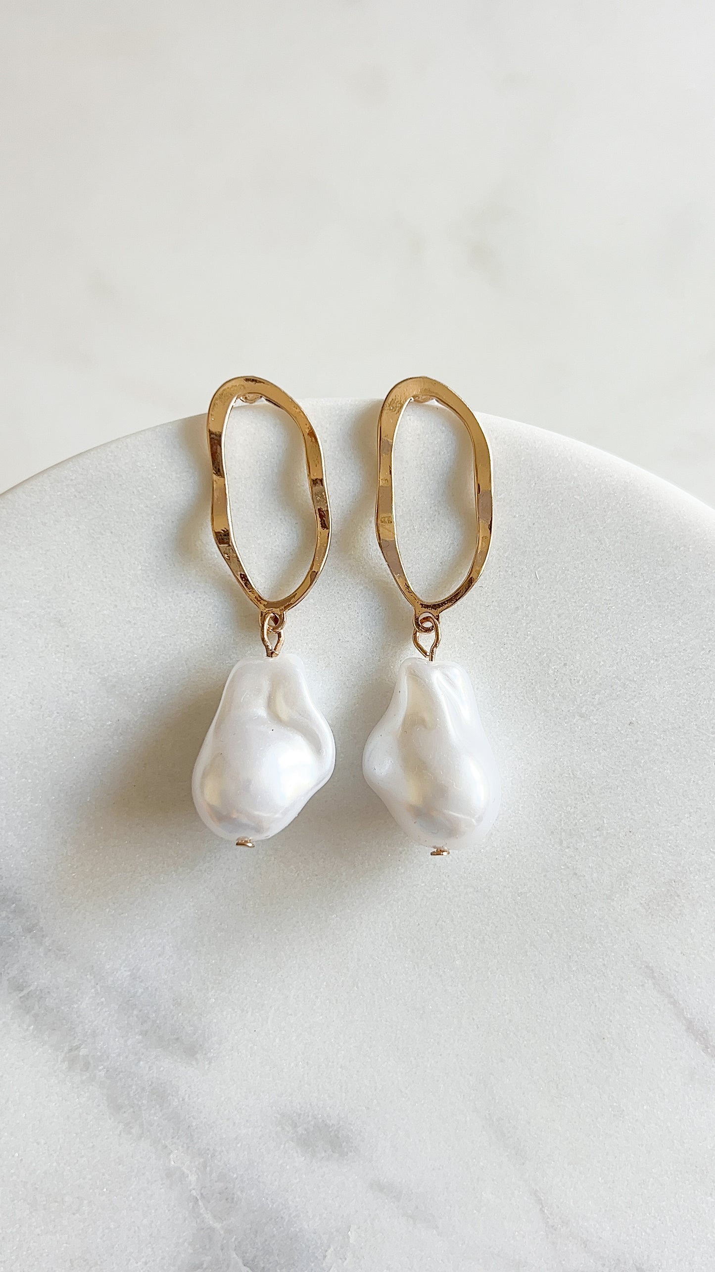 Miami Pearl Earrings