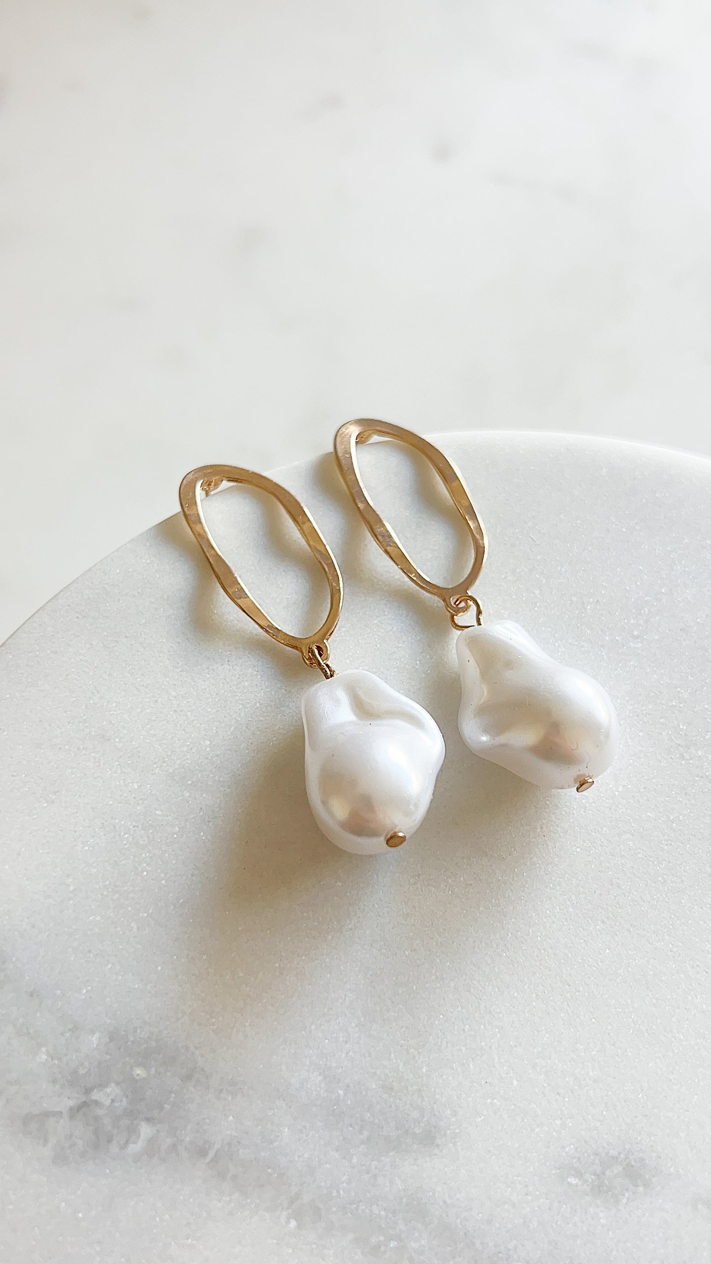 Miami Pearl Earrings