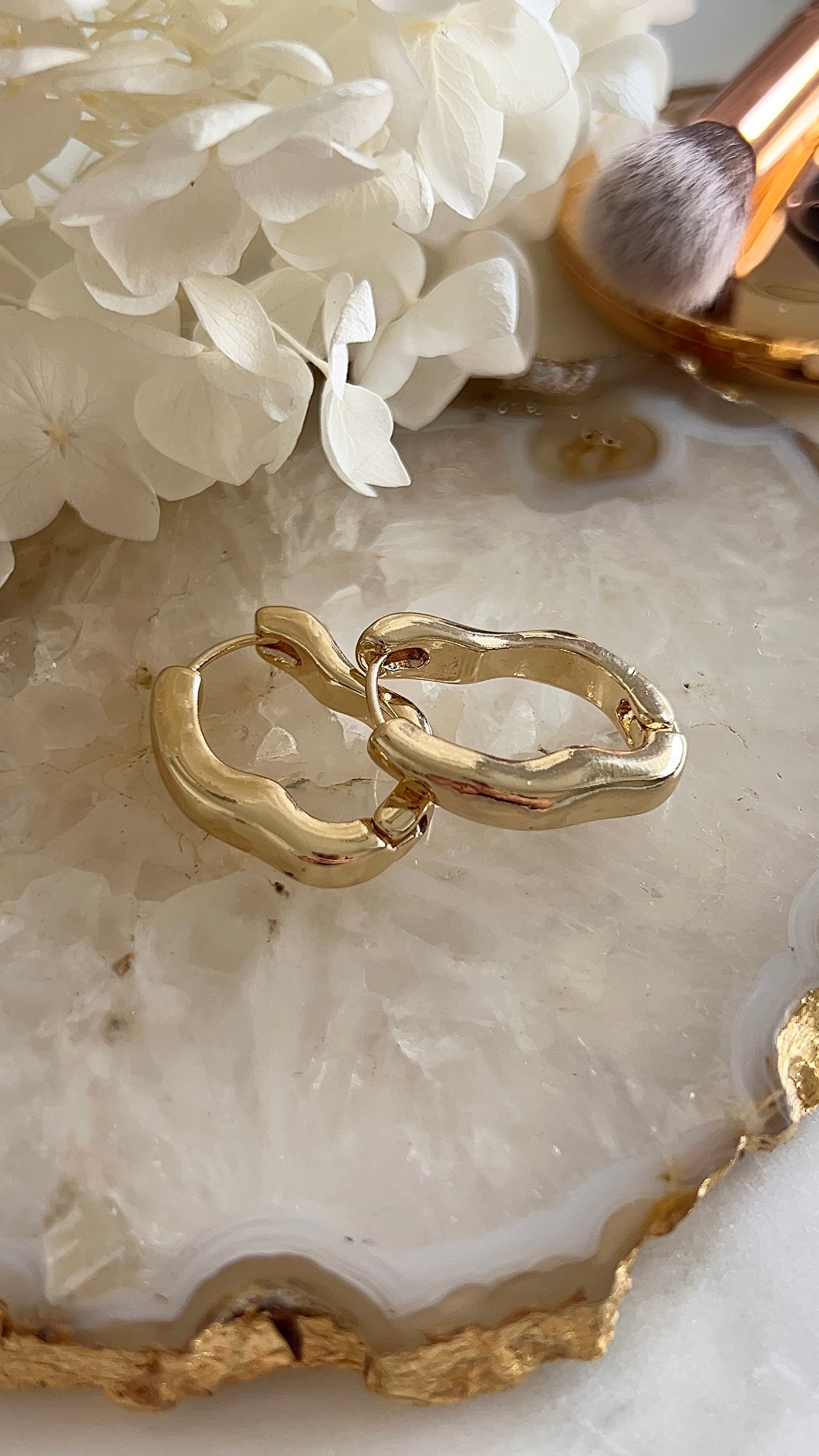 Willow Hoop Earrings